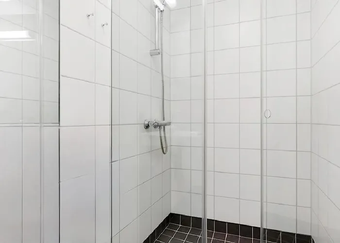 Near Center With Free Parking * Bergen