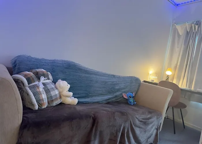 Near Center With Free Parking Apartment Bergen